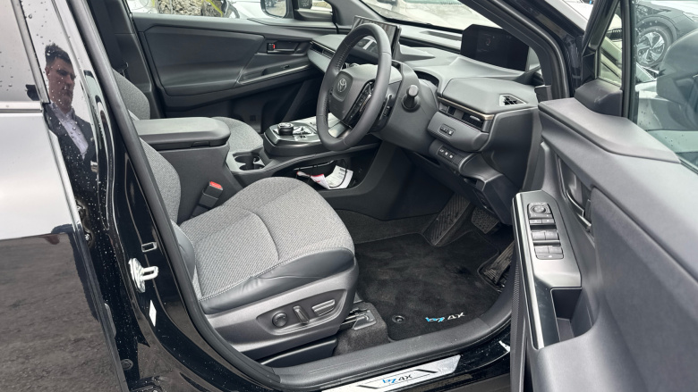 Toyota bZ4X 165kW Design 73kWh 5dr Auto Electric Hatchback